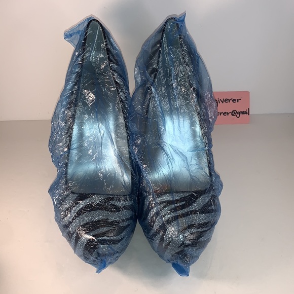 NWOT 9 Silver Black Zebra Sequin Pumps Shii By Journeys - Picture 12 of 17